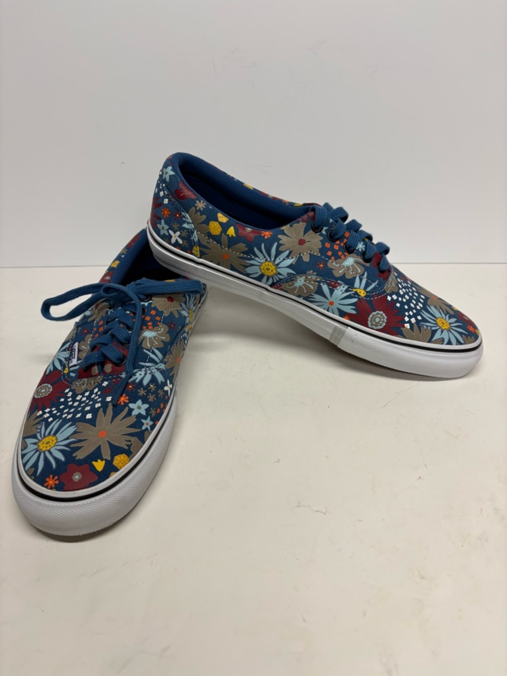 Daniel Lutheran + Vans Era Pro Floral Shoes Size 11 New - Picture 6 of 13
